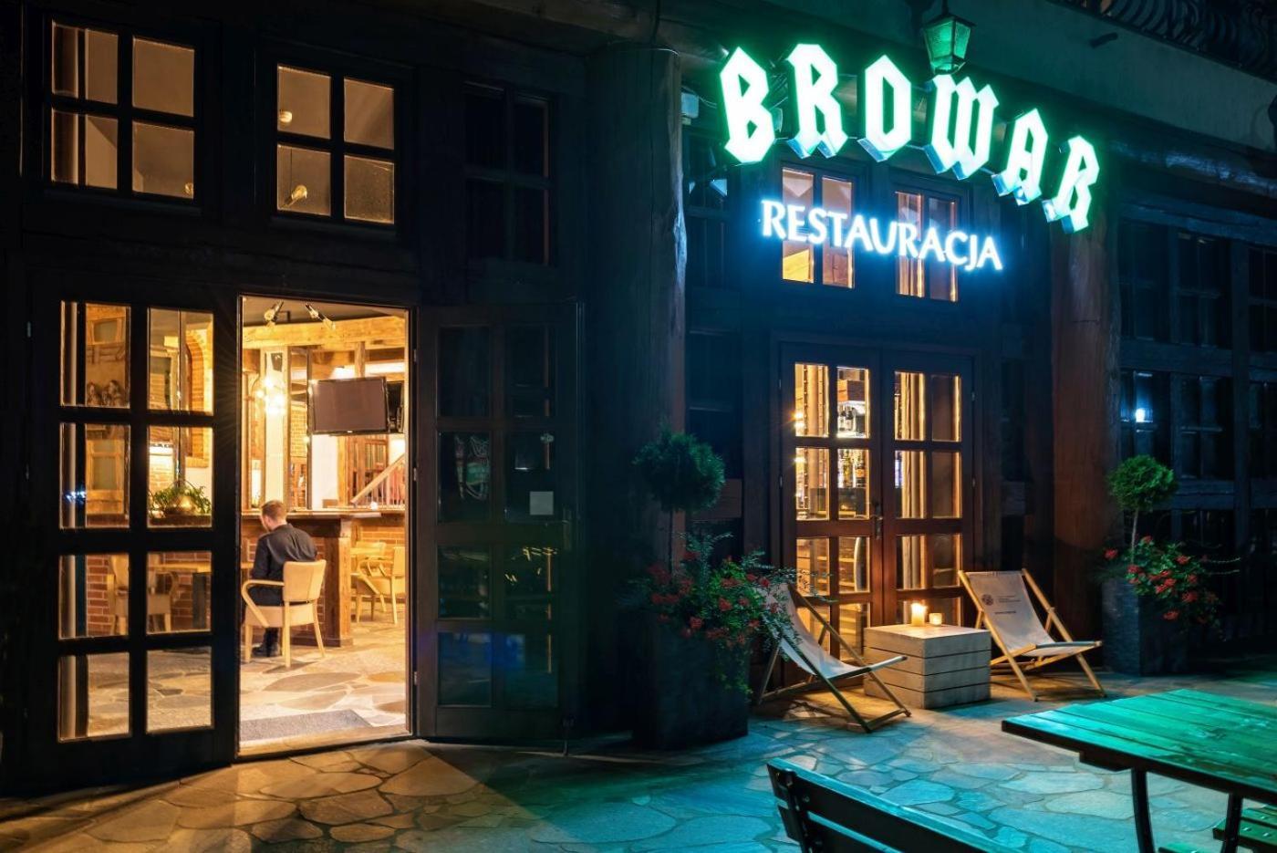 Hotel Szymbark Шимбарк Экстерьер фото