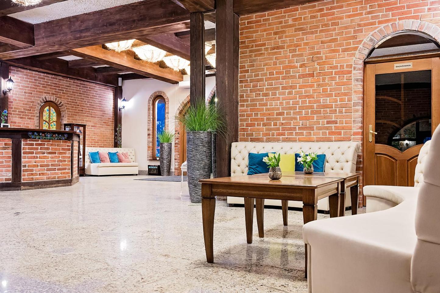 Hotel Szymbark Шимбарк Экстерьер фото
