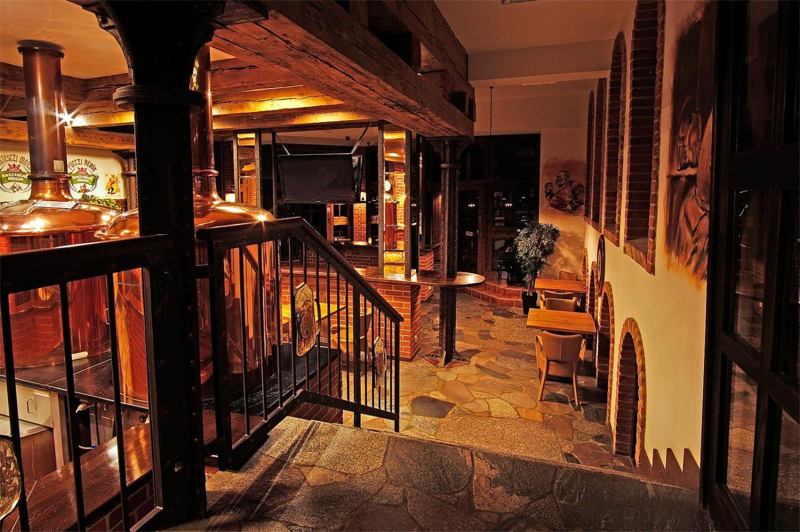 Hotel Szymbark Шимбарк Экстерьер фото